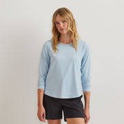 Women's Trek Light Hike Long-Sleeve Crewneck T-Shirt - Pale Blue